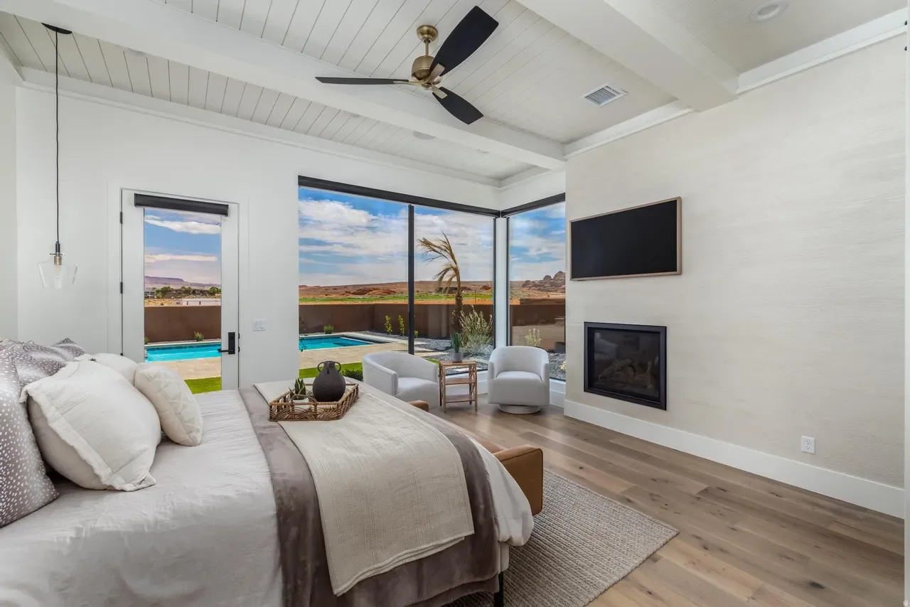 Primary suite at Zion Estate in Hurricane, Utah